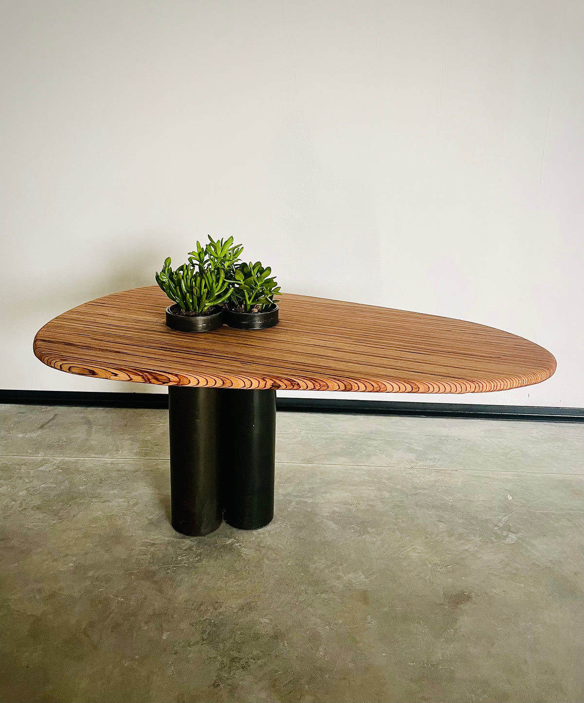 Tables et tables basses